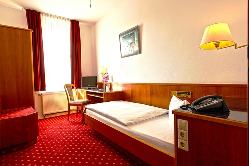 Hotel Astoria Leipzig Bagian luar foto