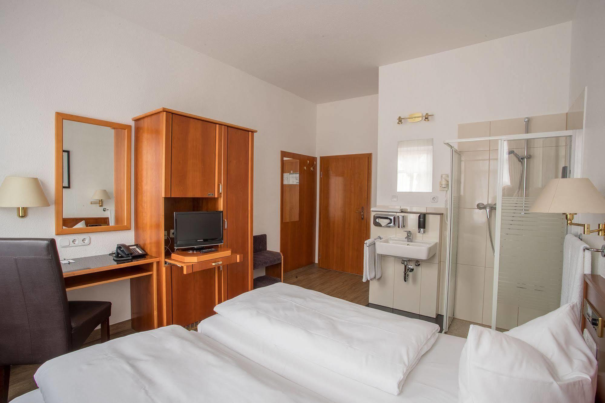 Hotel Astoria Leipzig Bagian luar foto
